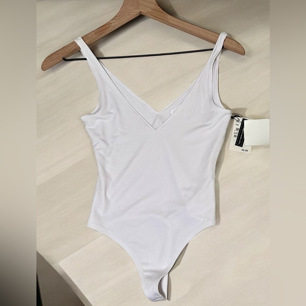 Leith white v neck and v back bodysuit
